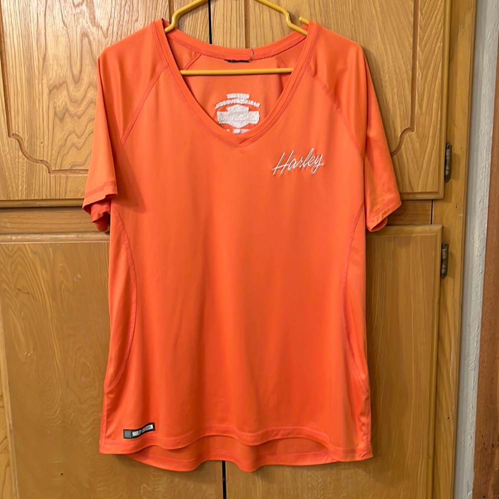 Harley-Davidson V- Neck Dri-fit t- shirt size XL